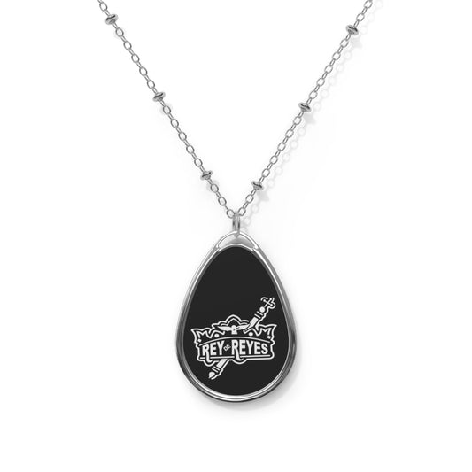 Rey Reyes Oval Necklace - Stylish Pendant for Everyday Elegance